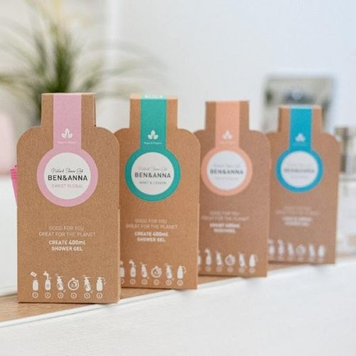 Ben&Anna Create Shower Gel Flakes Natūralūs dušo želė dribsniai 40g