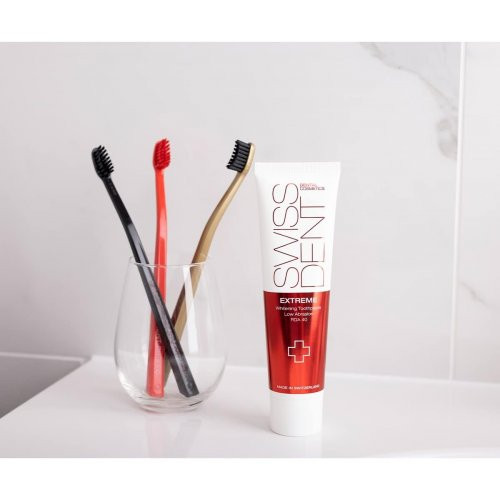 Swissdent Extreme Whitening Toothpaste Intensyvaus poveikio balinanti dantų pasta 100ml