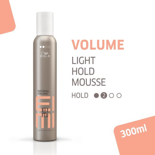 Wella Professionals Eimi Natural Volume Styling Mousse Švelnios purinamosios plaukų putos 300ml