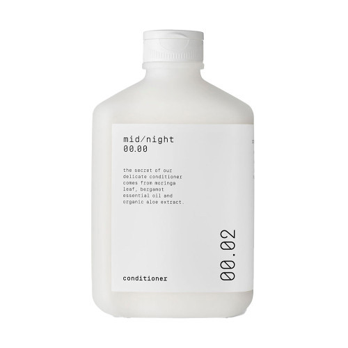 Midnight 00.00 Nourishing Hair Conditioner 00.02 Maitinantis plaukų kondicionierius 300ml