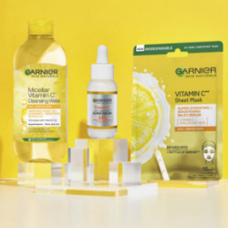 Garnier Vitamin C Brightening Essentials Set Veido priežiūros priemonių rinkinys su vitaminu C