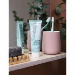 Jordan Stay Fresh Caries Defense Toothpaste Dantų pasta 75ml