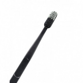 Jordan Clean Smile Soft Minkštas dantų šepetėlis Black