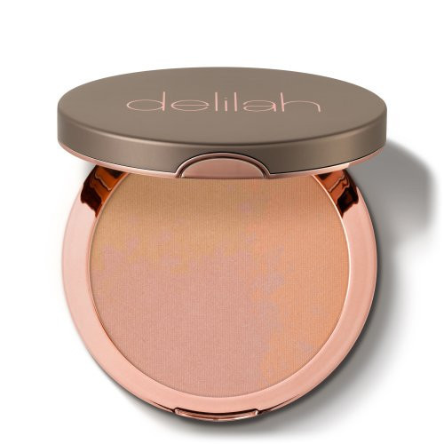 Delilah Pure Light Illuminating Powder Švytėjimo suteikianti presuota pudra 9.9g