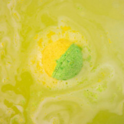 Spalvoti Kvapai Bath Bomb Vonios burbulas 160g