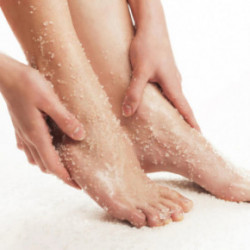 Benamor Gordíssimo Nourishing Body Scrub Maitinamasis kūno šveitiklis 200ml