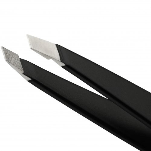 Tweezerman Black Classic Slant Tweezer Pincetas, juodas 1 vnt.