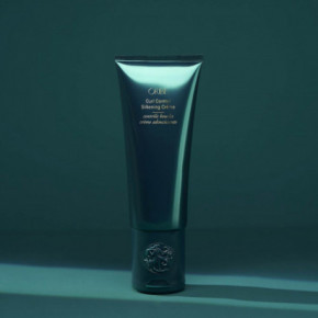 Oribe Curl Control Silkening Hair Creme Niisutav ja kahu eemaldav kreem lokkis juustele 150ml