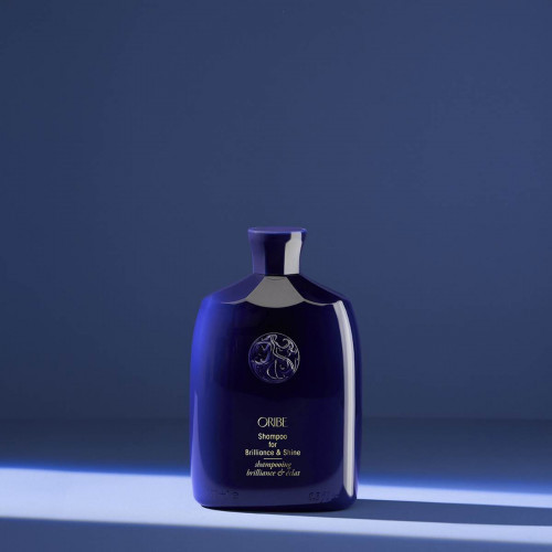 Oribe Shampoo for Brilliance and Shine Žvilgesio ir spindesio suteikiantis šampūnas 250ml