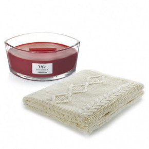KlipShop Diamond Aran Blanket and Woodwick Candle Set in a Gift Box Cinnamon chai