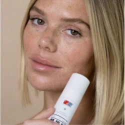 DS Laboratories Advanced Antioxidant Brightening + Restoring Dieninis veido serumas su vitaminu C 30ml