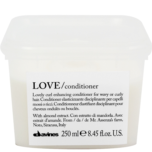 Davines Love curl Garbanotų plaukų kondicionierius 250ml Davines Love curl Garbanotų plaukų kondicionierius 250ml